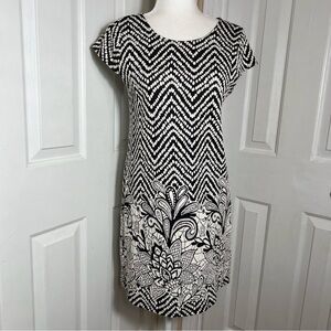 Blue Rain Dress Small Black White Chevron Floral Pullover Cap Sleeve Sheath USA